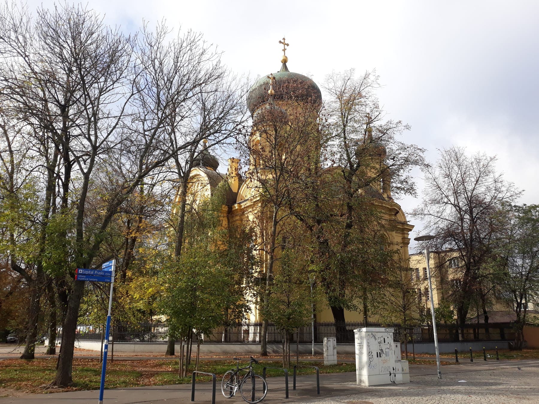 Pre-war tenements and Orthodox cathedral domes in Warsaw's Praga district on the cultural walking tour